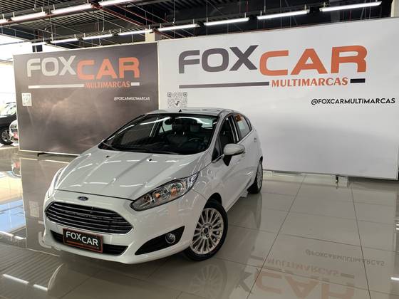 FORD FIESTA 1.6 TITANIUM HATCH 16V FLEX 4P POWERSHIFT FORD FIESTA 1.6 TITANIUM HATCH 16V FLEX 4P POWERSHIFT